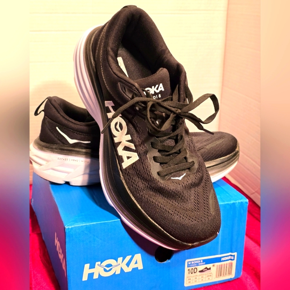 HOKA ONE ONE BONI 8 MEN'S 1123202 SNEAKER BLACK/ WHITE SIZE 10D